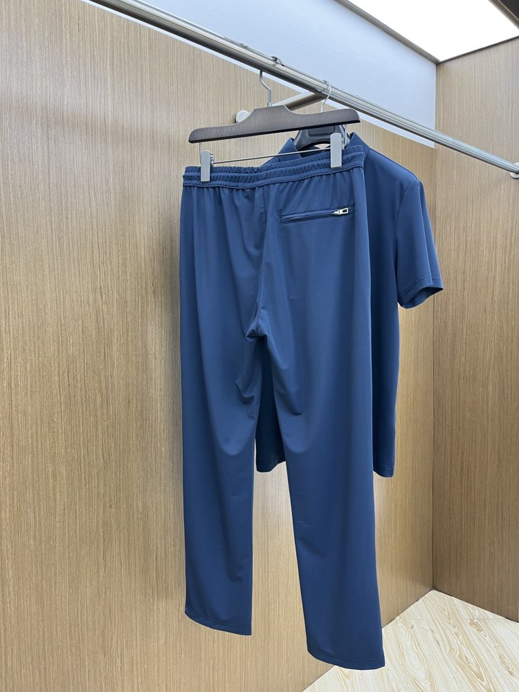 Costume male (T-shirt and pants) фото 9