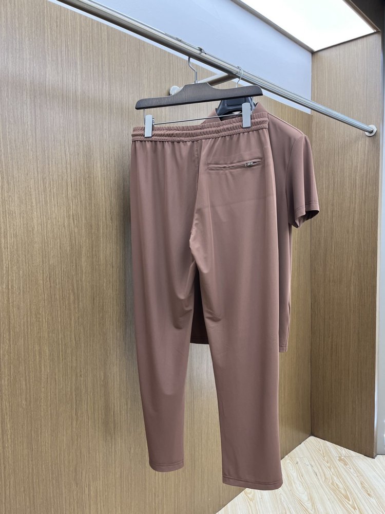 Costume male (T-shirt and pants) фото 9