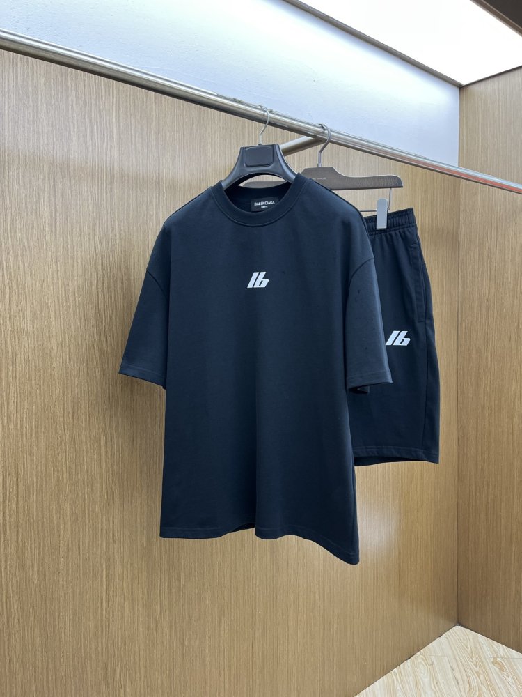 Costume male (T-shirt and shorts)