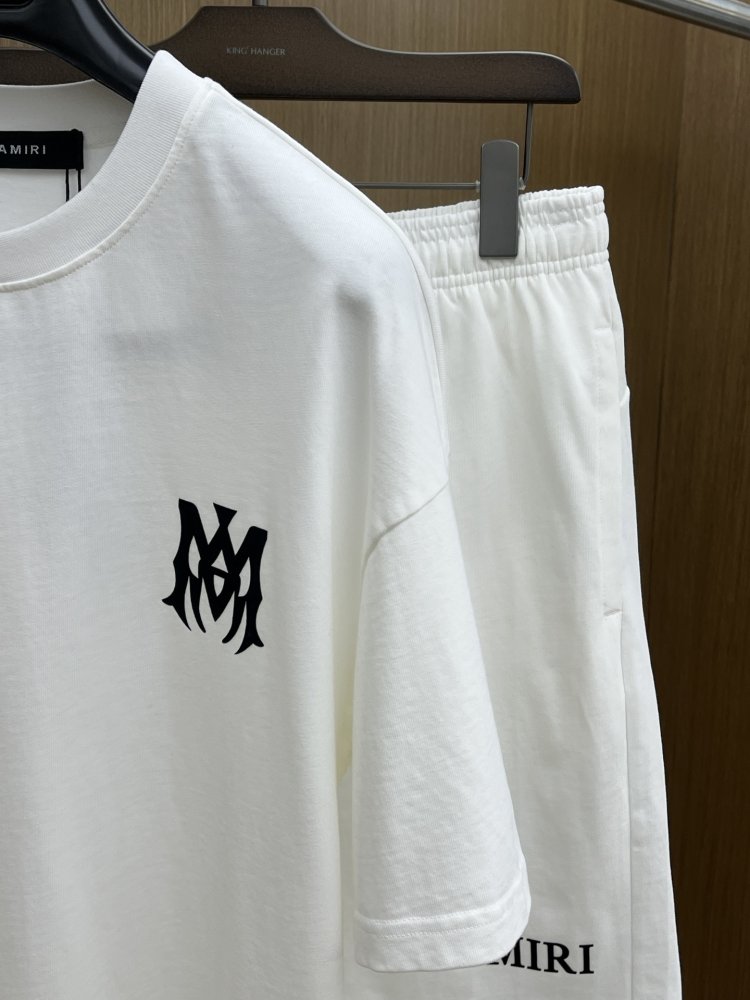 Костюм мужской (футболка и шорты) фото 3