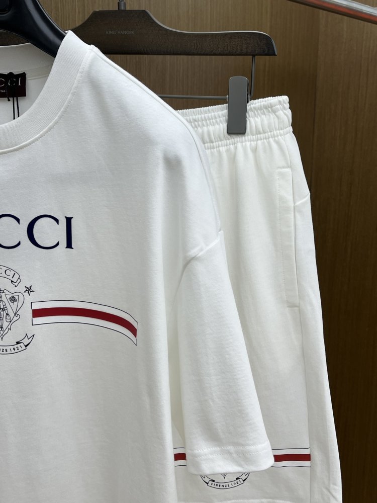 Костюм мужской (футболка и шорты) фото 3