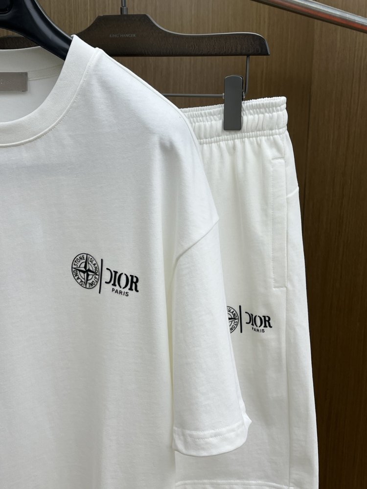 Костюм мужской (футболка и шорты) фото 3