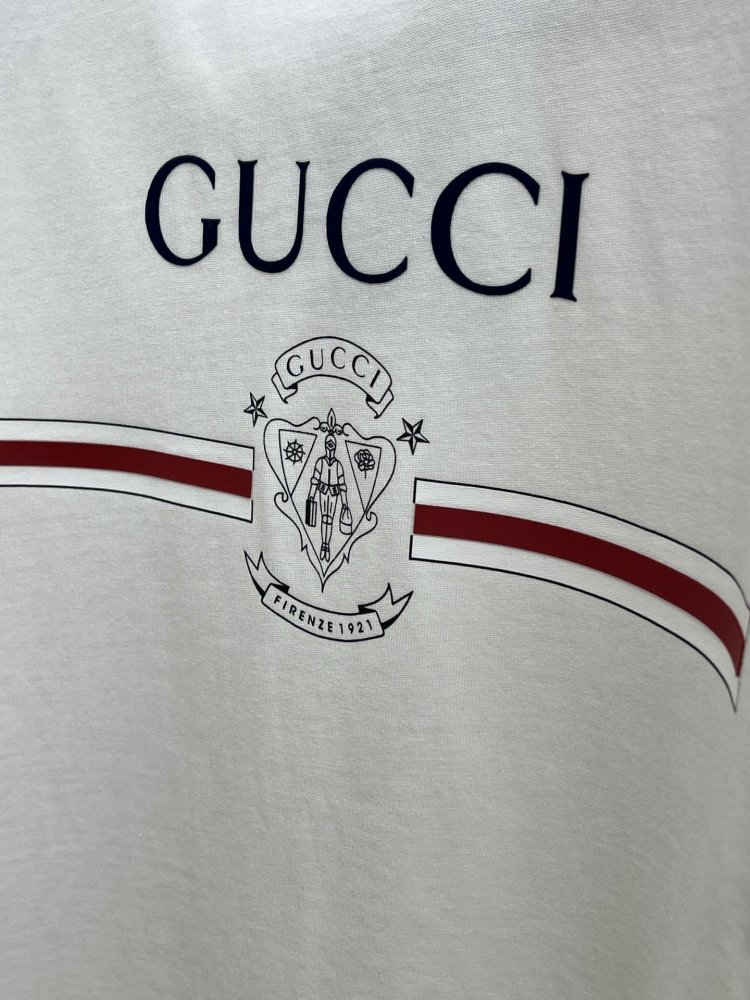 Костюм мужской (футболка и шорты) фото 4