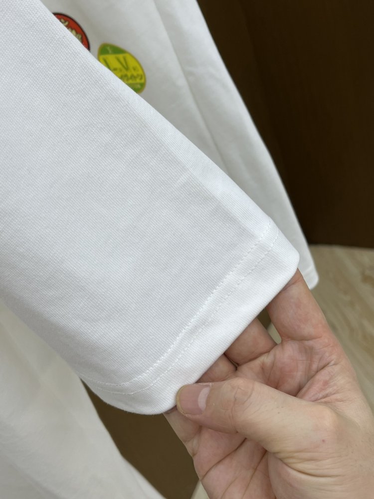 Costume male (T-shirt and shorts) фото 5