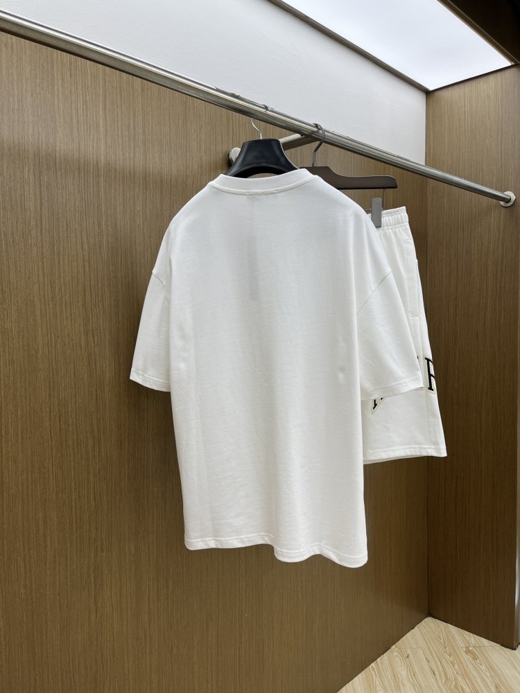 Костюм мужской (футболка и шорты) фото 6