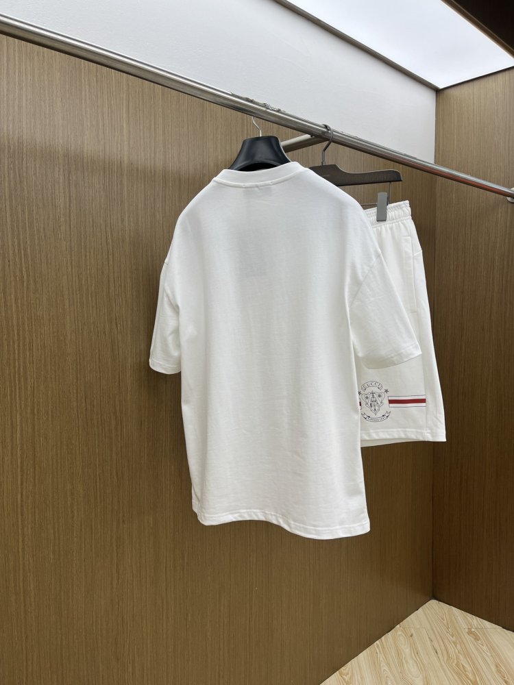 Костюм мужской (футболка и шорты) фото 6