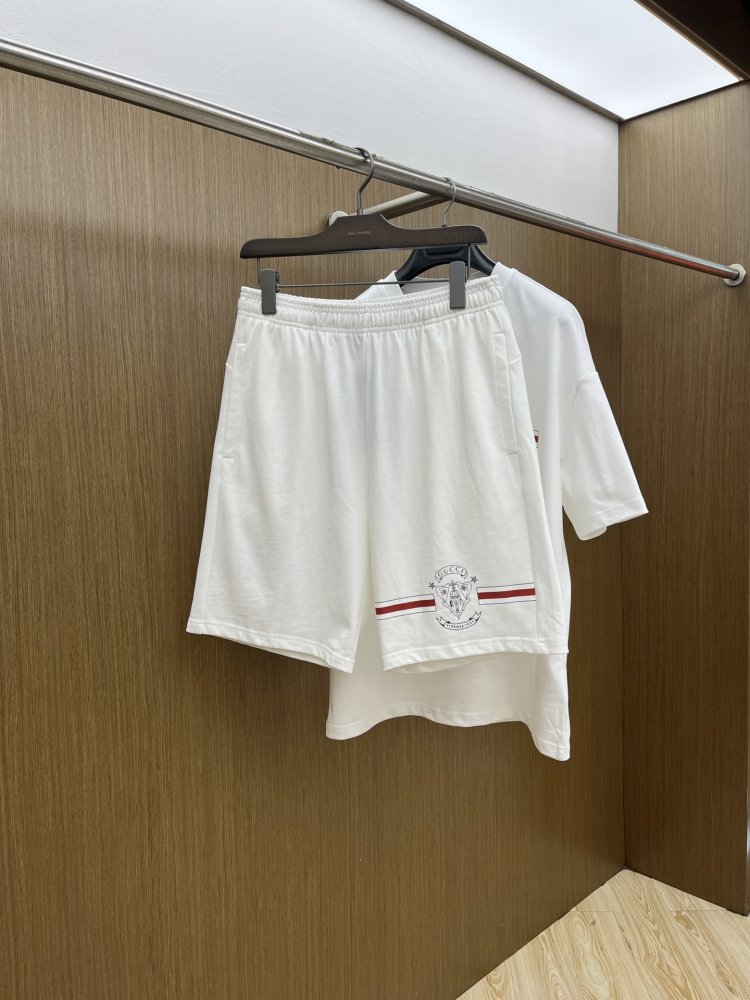 Костюм мужской (футболка и шорты) фото 7