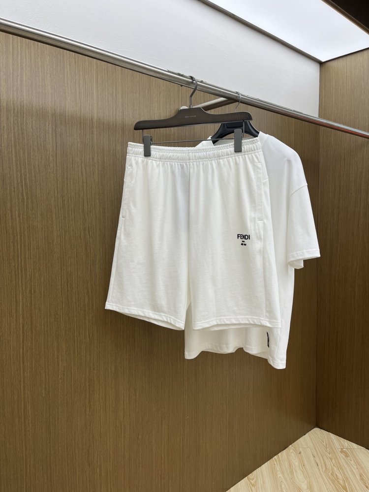 Костюм мужской (футболка и шорты) фото 7