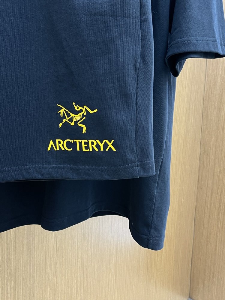 Costume male (T-shirt and shorts) фото 8