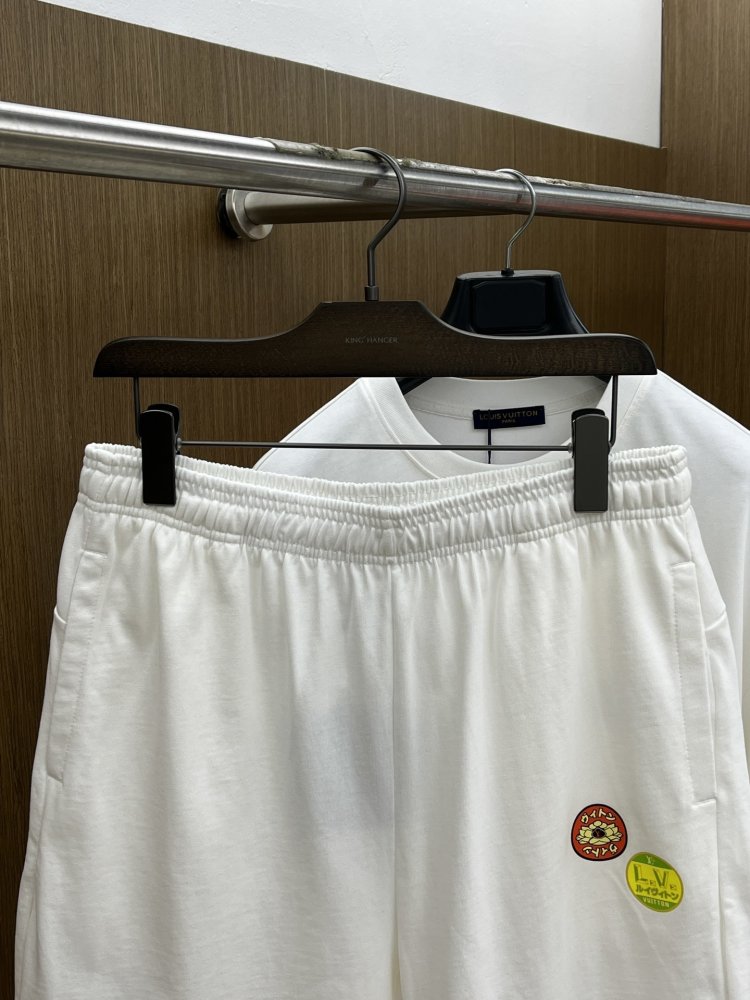 Costume male (T-shirt and shorts) фото 8