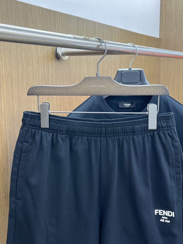 Costume male (T-shirt and shorts) фото 8