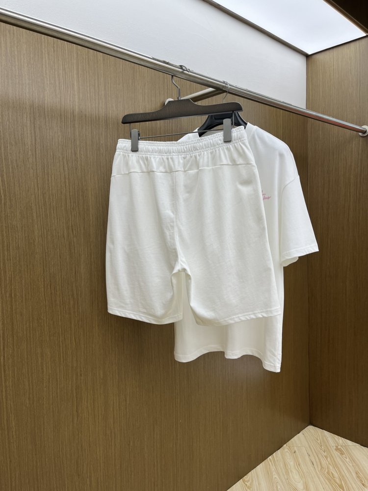 Costume male (T-shirt and shorts) фото 9