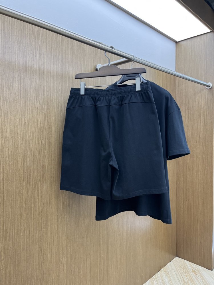 Костюм мужской (футболка и шорты) фото 9