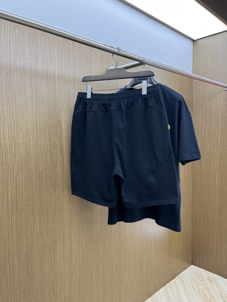 Костюм мужской (футболка и шорты) фото 9