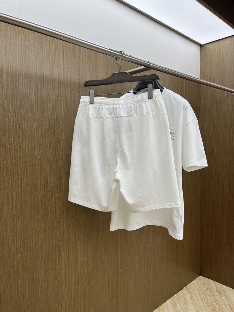 Костюм мужской (футболка и шорты) фото 9