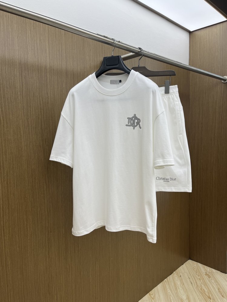 Костюм мужской спортивный