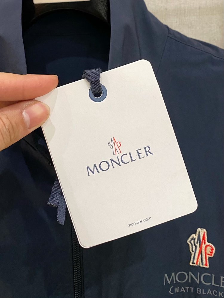 Costume male sports фото 3