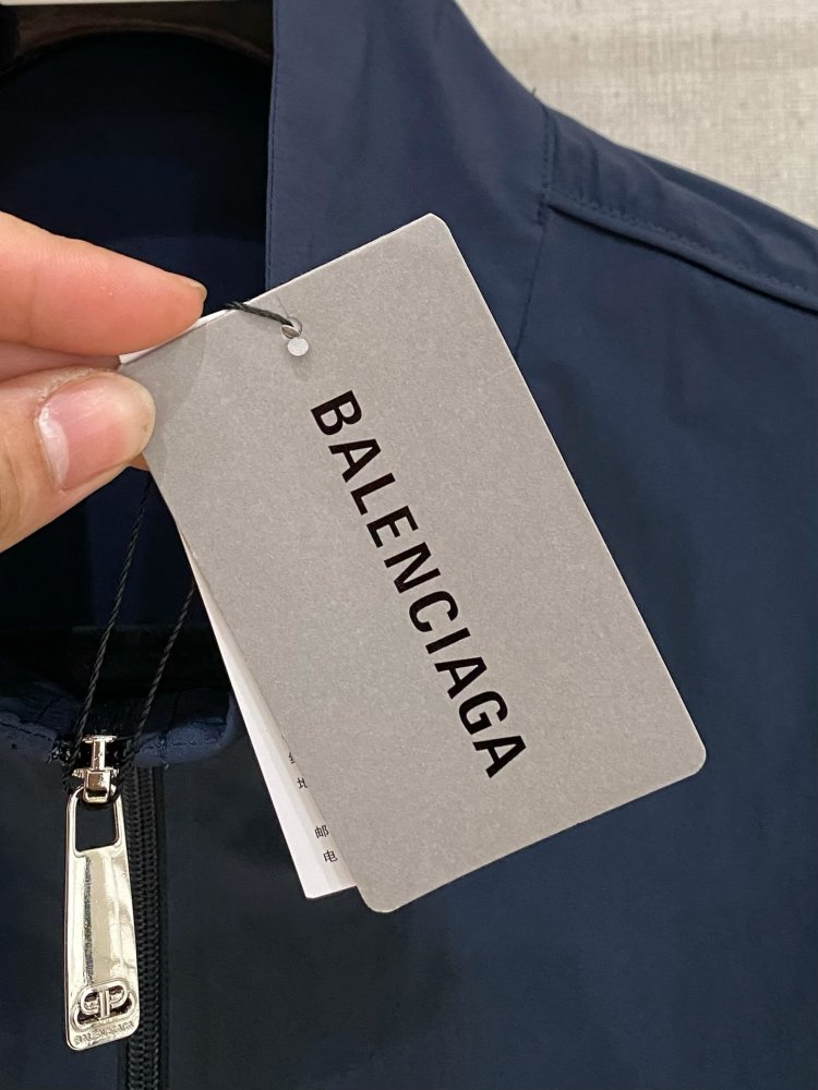 Костюм мужской спортивный фото 3