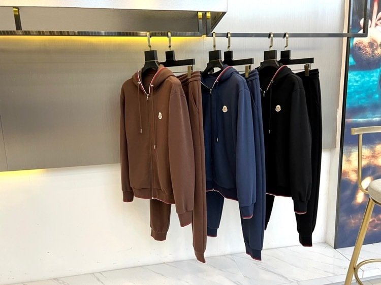 Костюм мужской спортивный фото 3