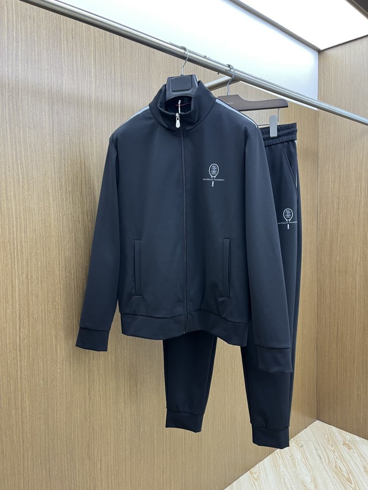 Костюм мужской