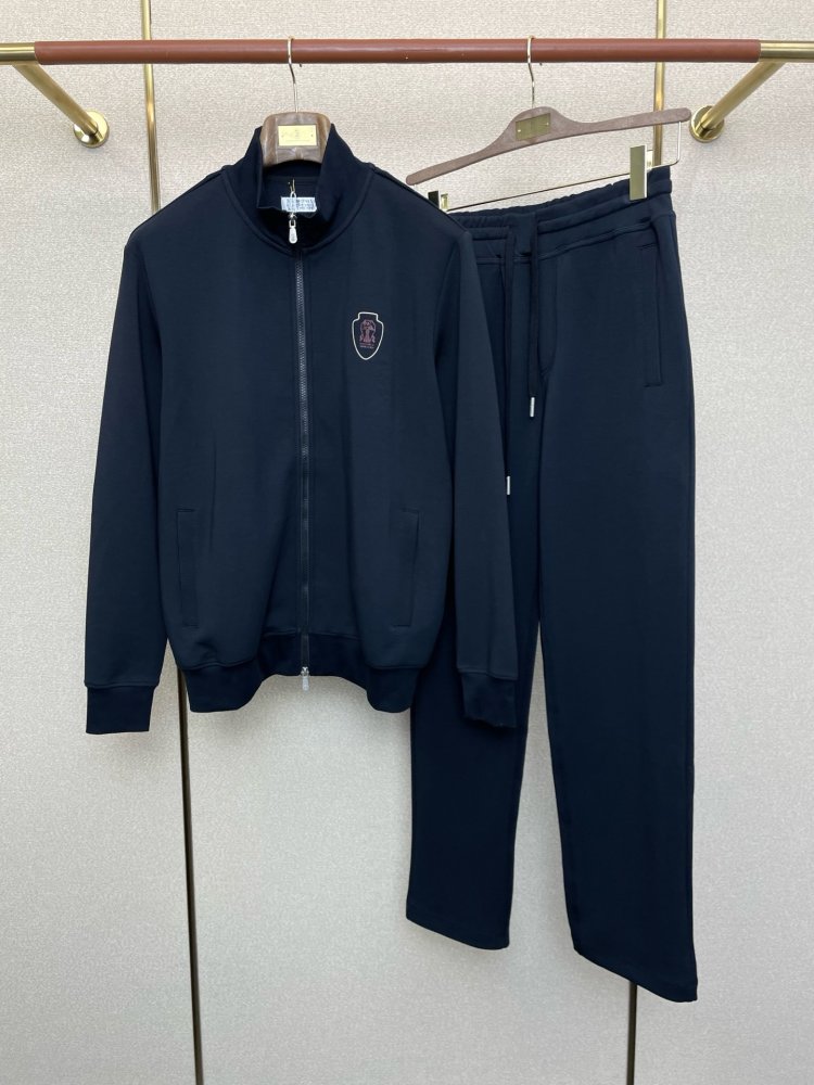 Костюм мужской