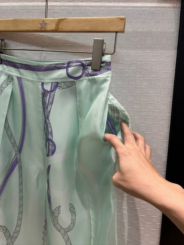 Костюм шелковый женский фото 4