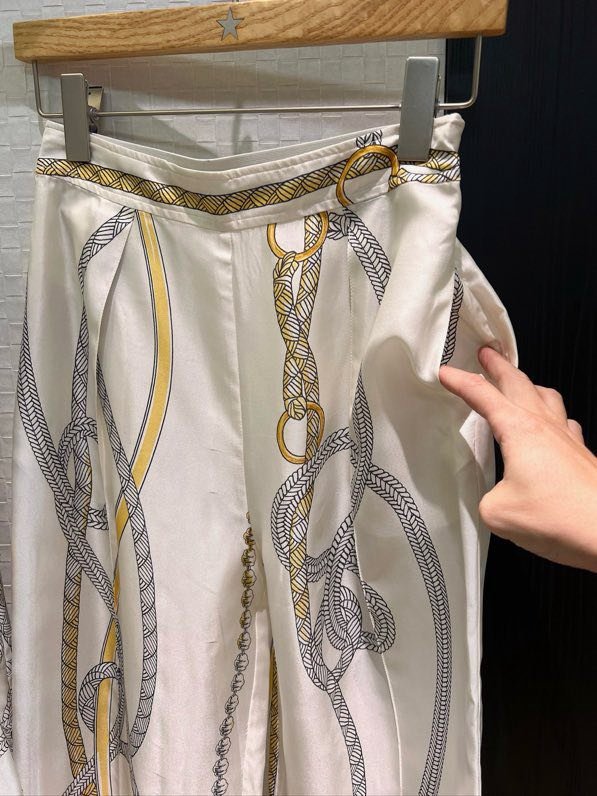 Костюм шелковый женский фото 6