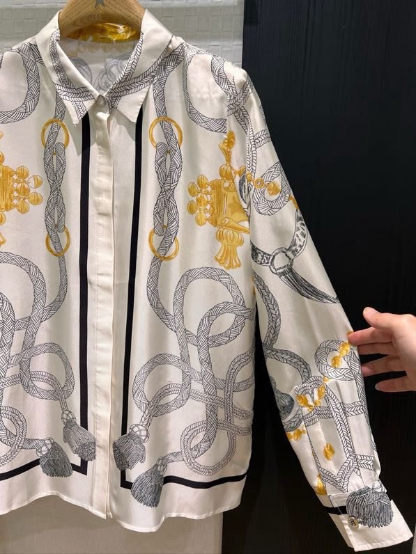 Костюм шелковый женский фото 7