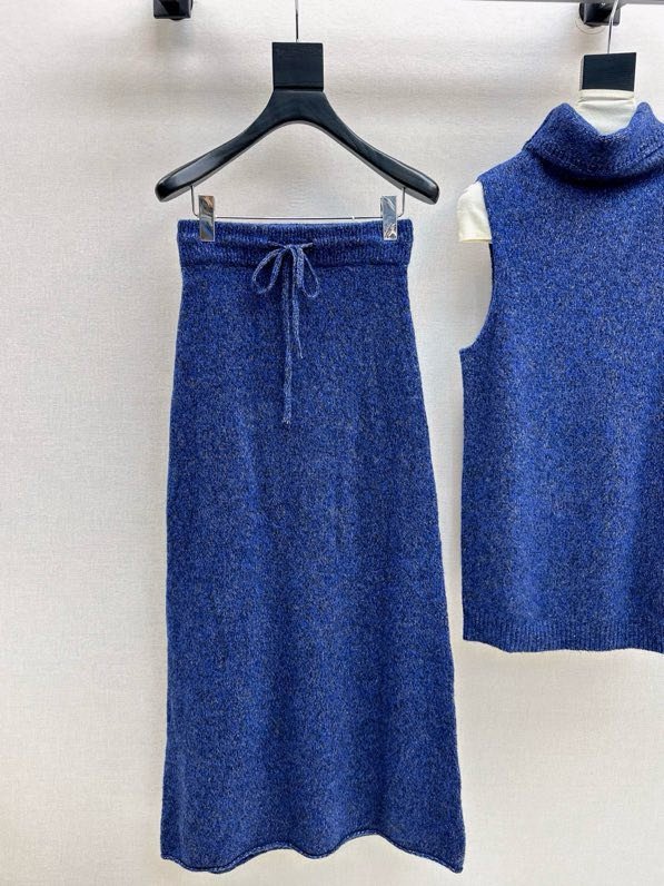 Костюм шерстяной женский фото 4