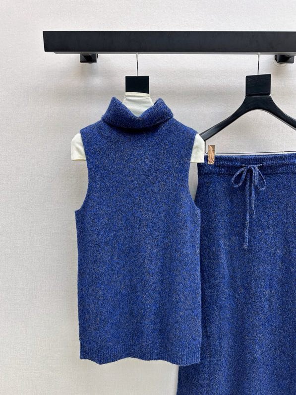 Костюм шерстяной женский фото 6