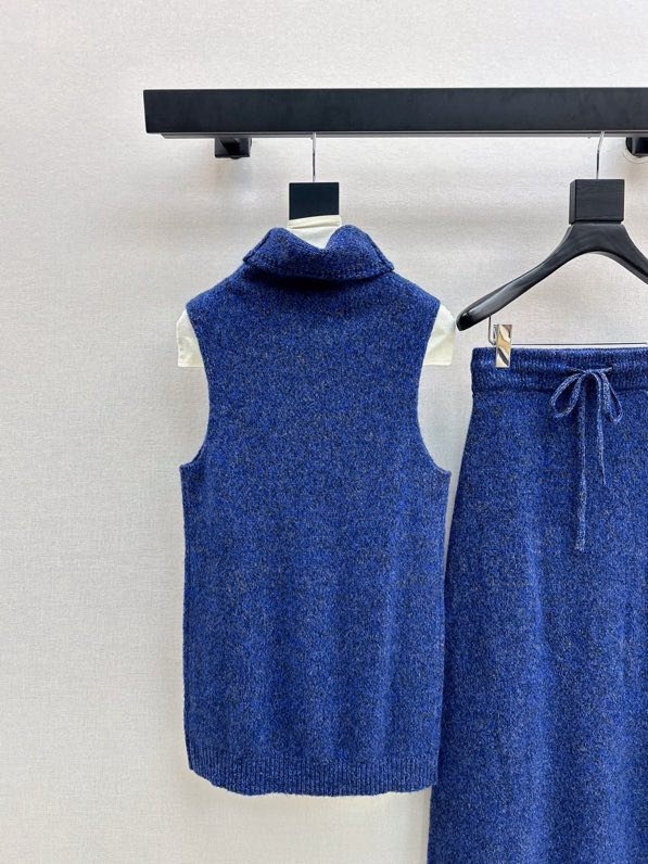 Костюм шерстяной женский фото 8