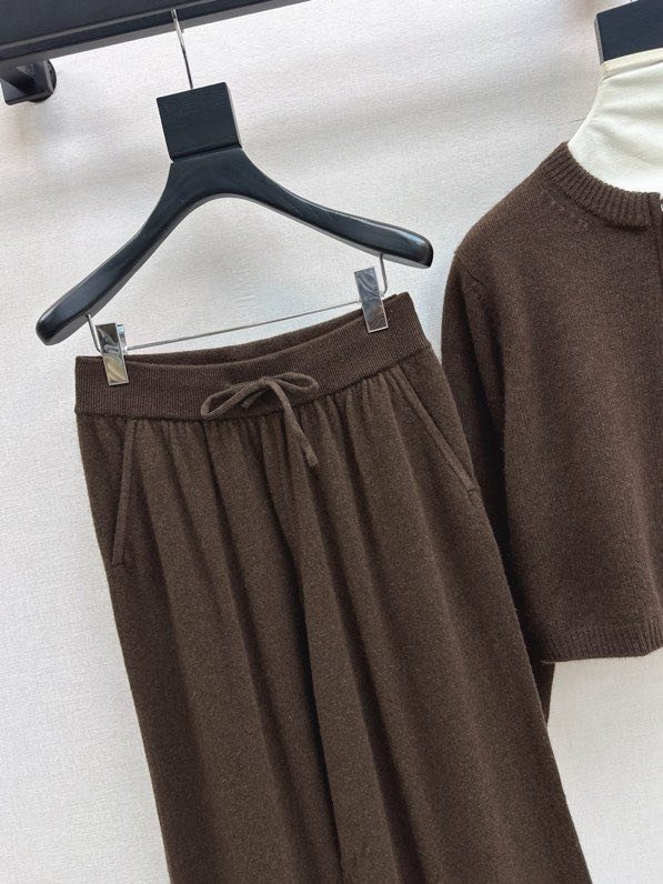 Костюм шерстяной женский фото 8