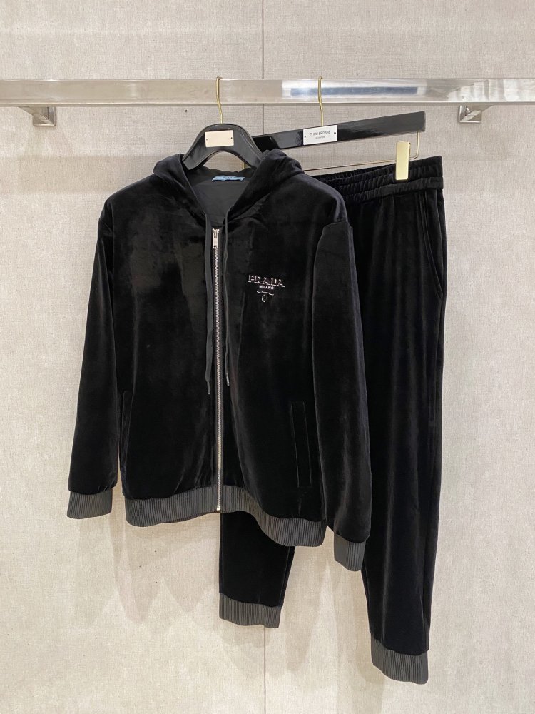 Костюм спортивный мужской