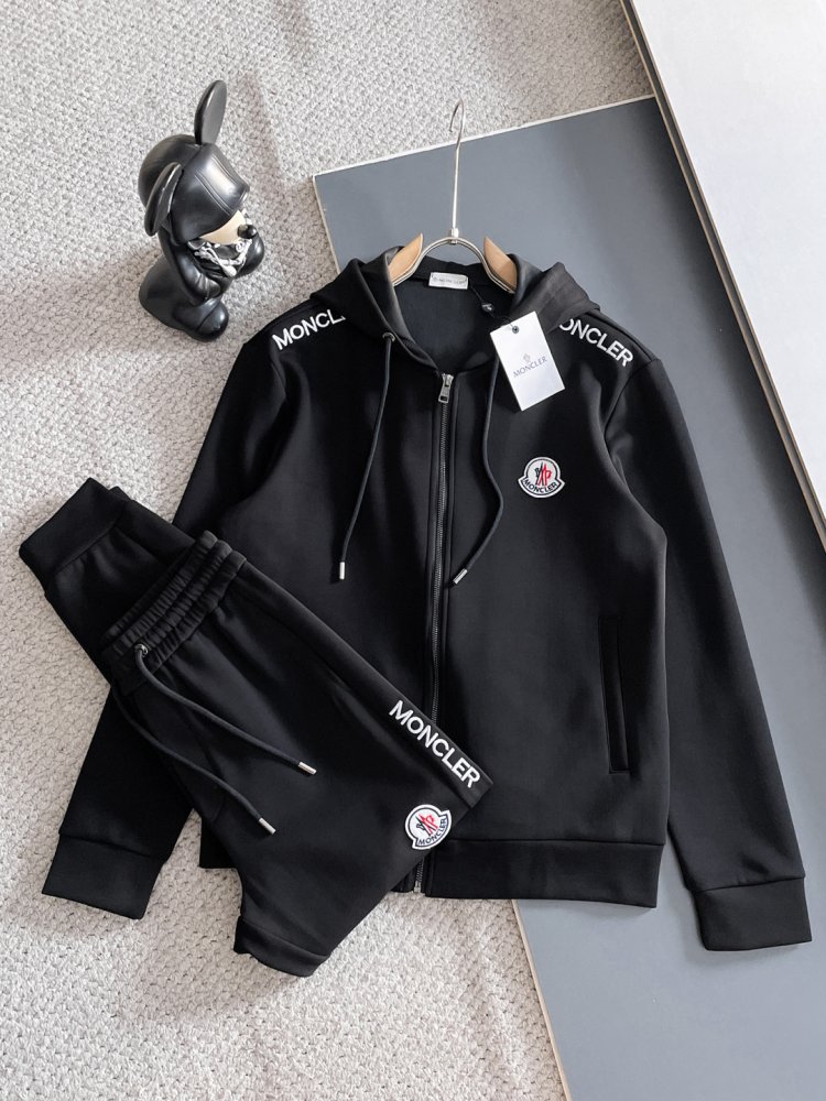 Костюм спортивный мужской