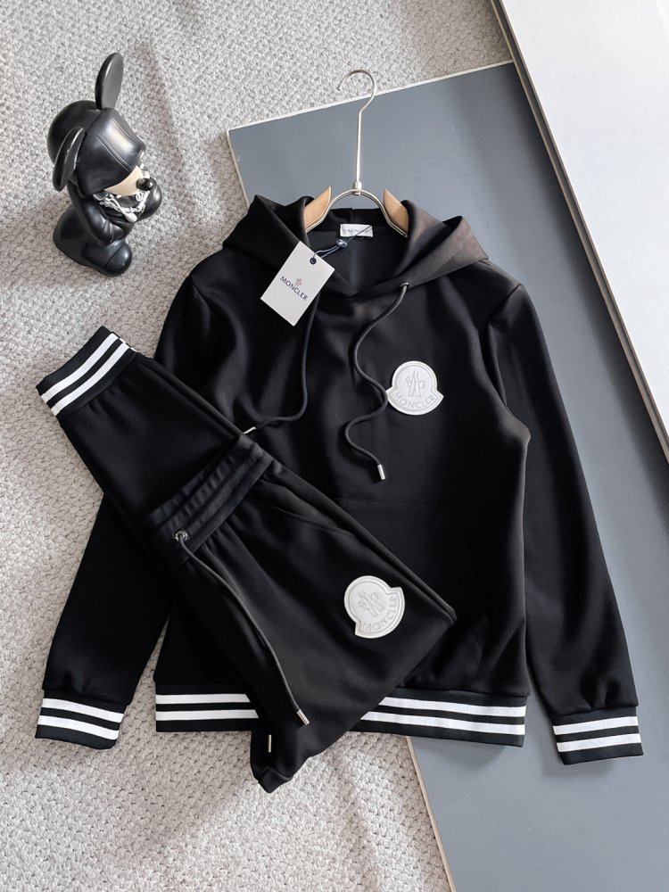 Костюм спортивный мужской