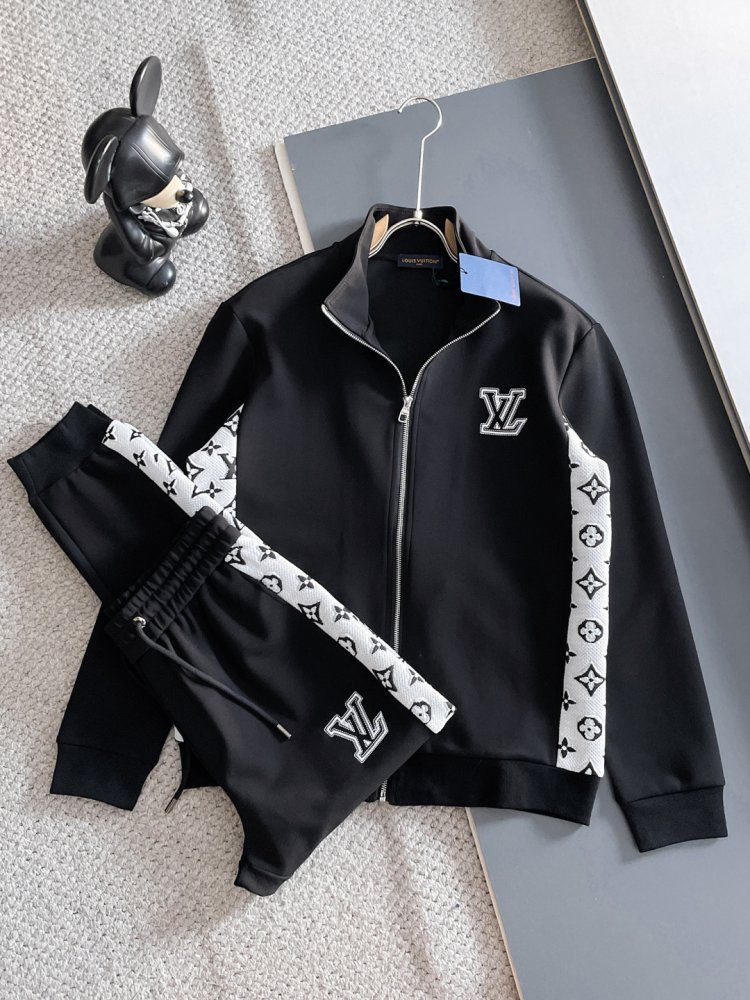 Костюм спортивный мужской