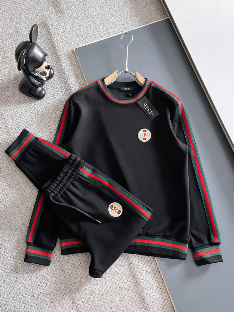 Костюм спортивный мужской