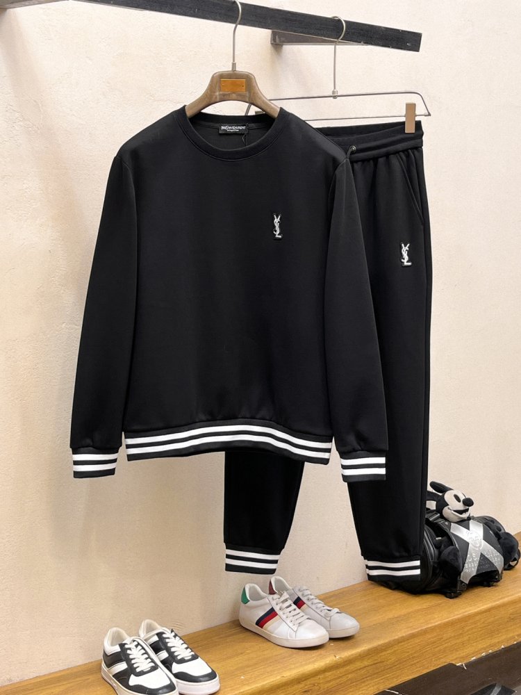 Костюм спортивный мужской