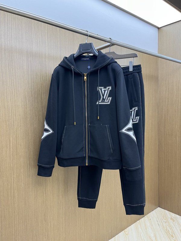 Костюм спортивный мужской