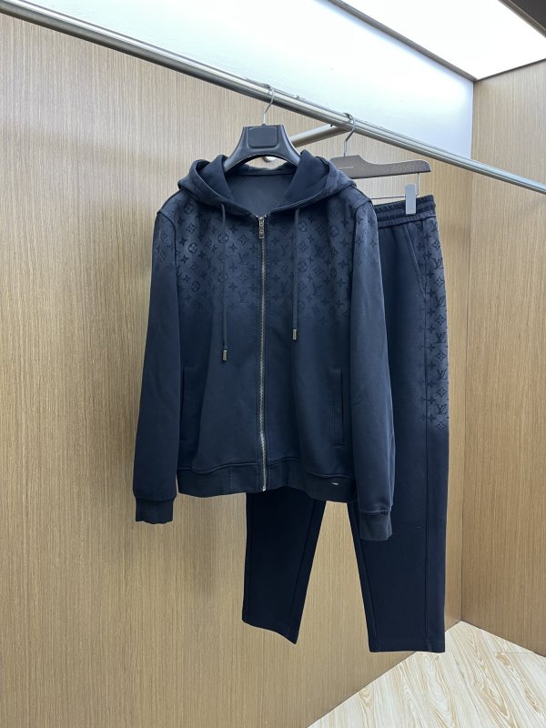 Костюм спортивный мужской