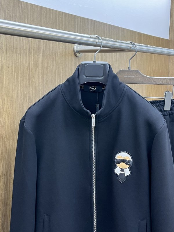 Costume sports male фото 2