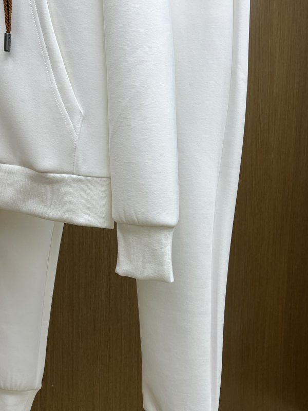 Costume sports male фото 4