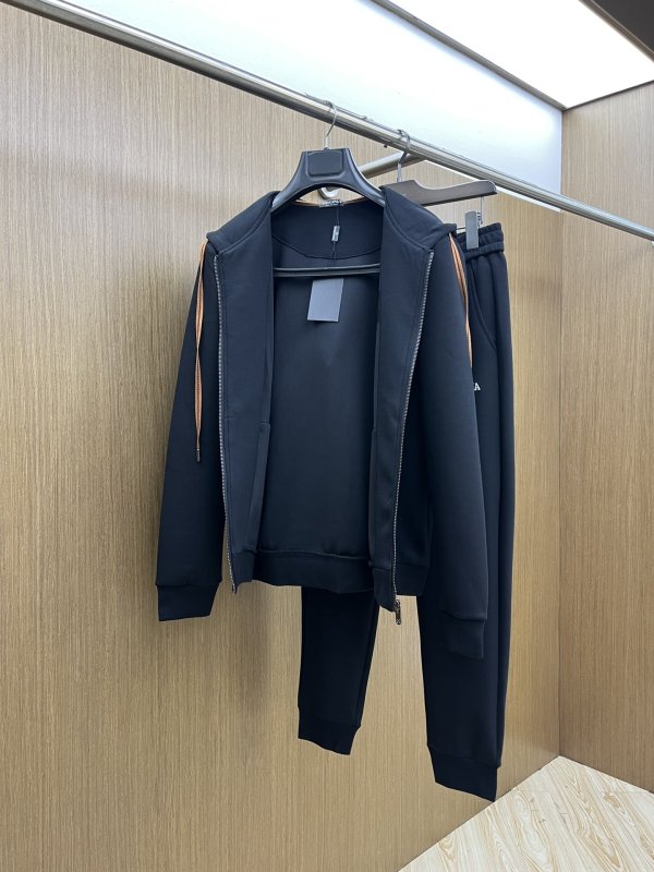 Costume sports male фото 5