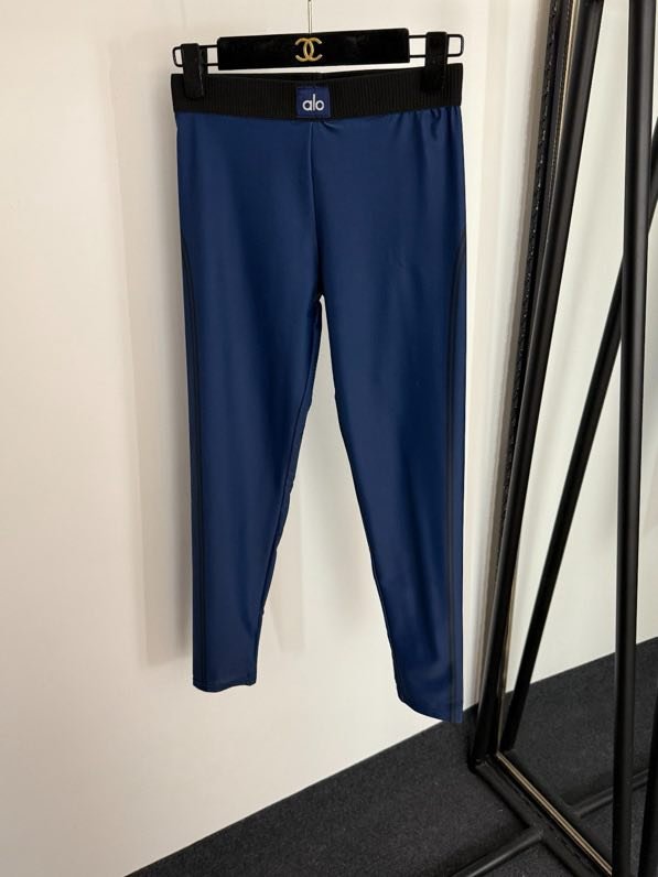 Костюм спортивный женский фото 11