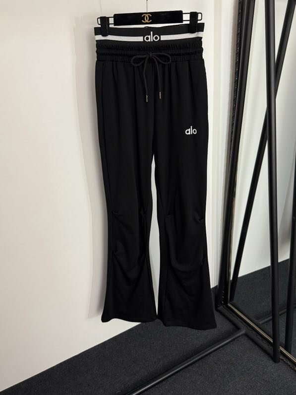 Костюм спортивный женский фото 11