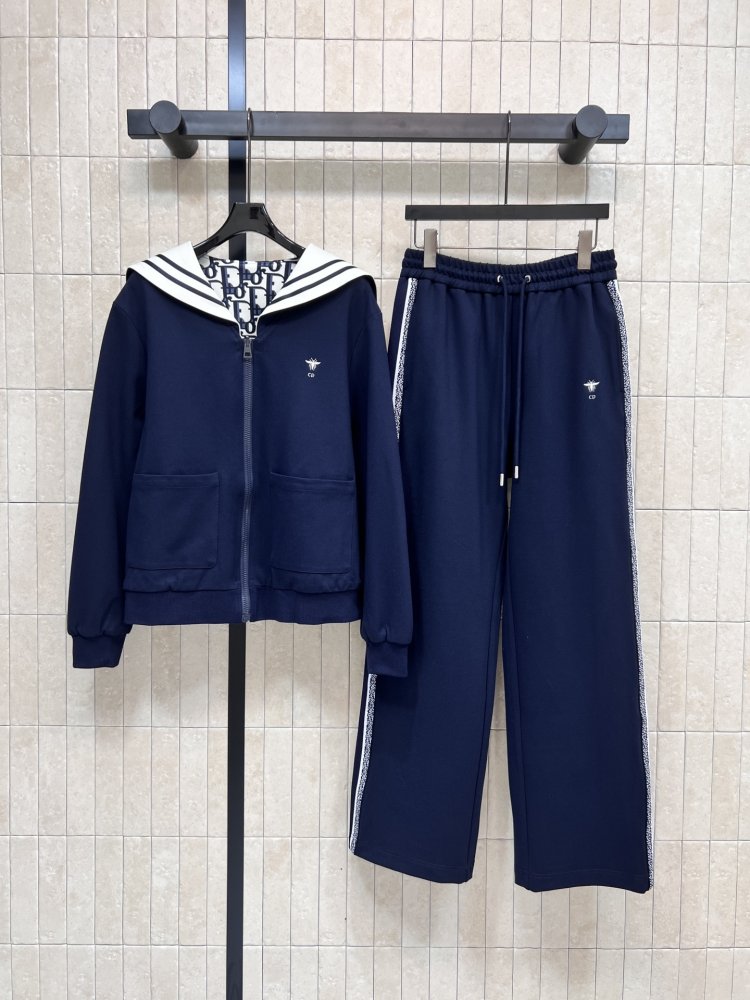 Костюм спортивний жіночий