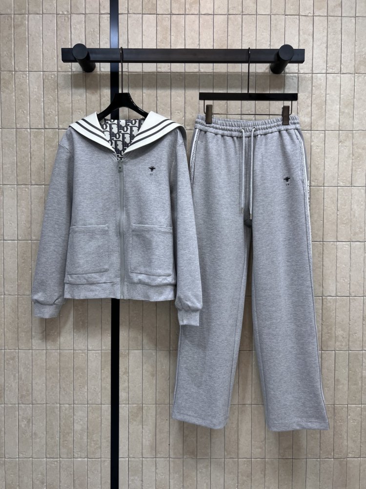 Костюм спортивний жіночий