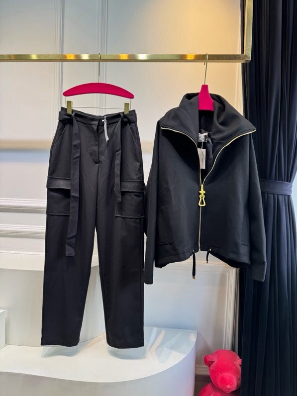 Костюм спортивный женский