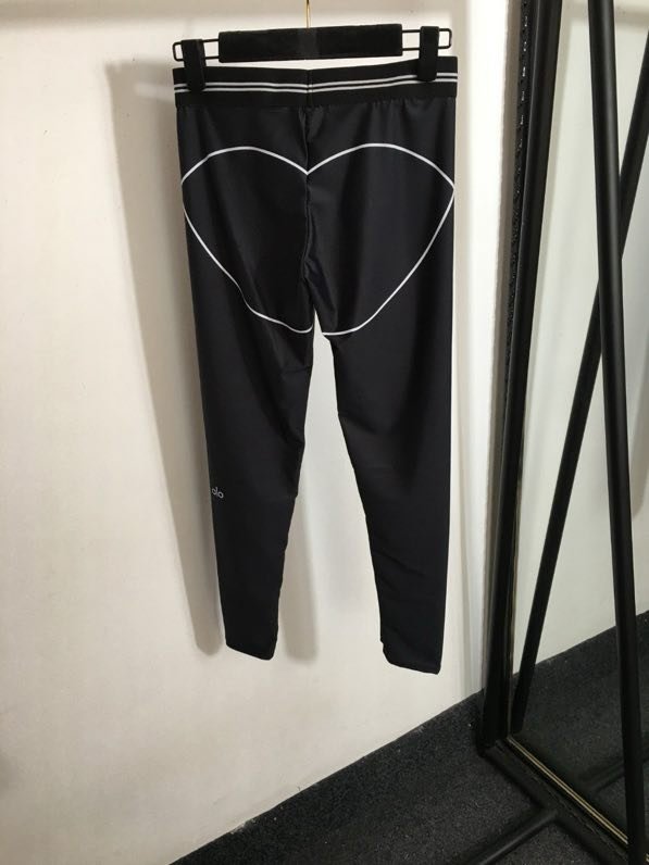 Костюм спортивный женский фото 2