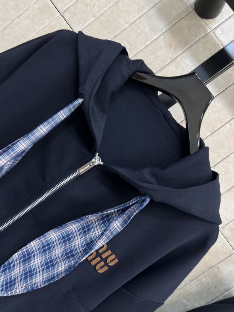 Костюм спортивный женский фото 2